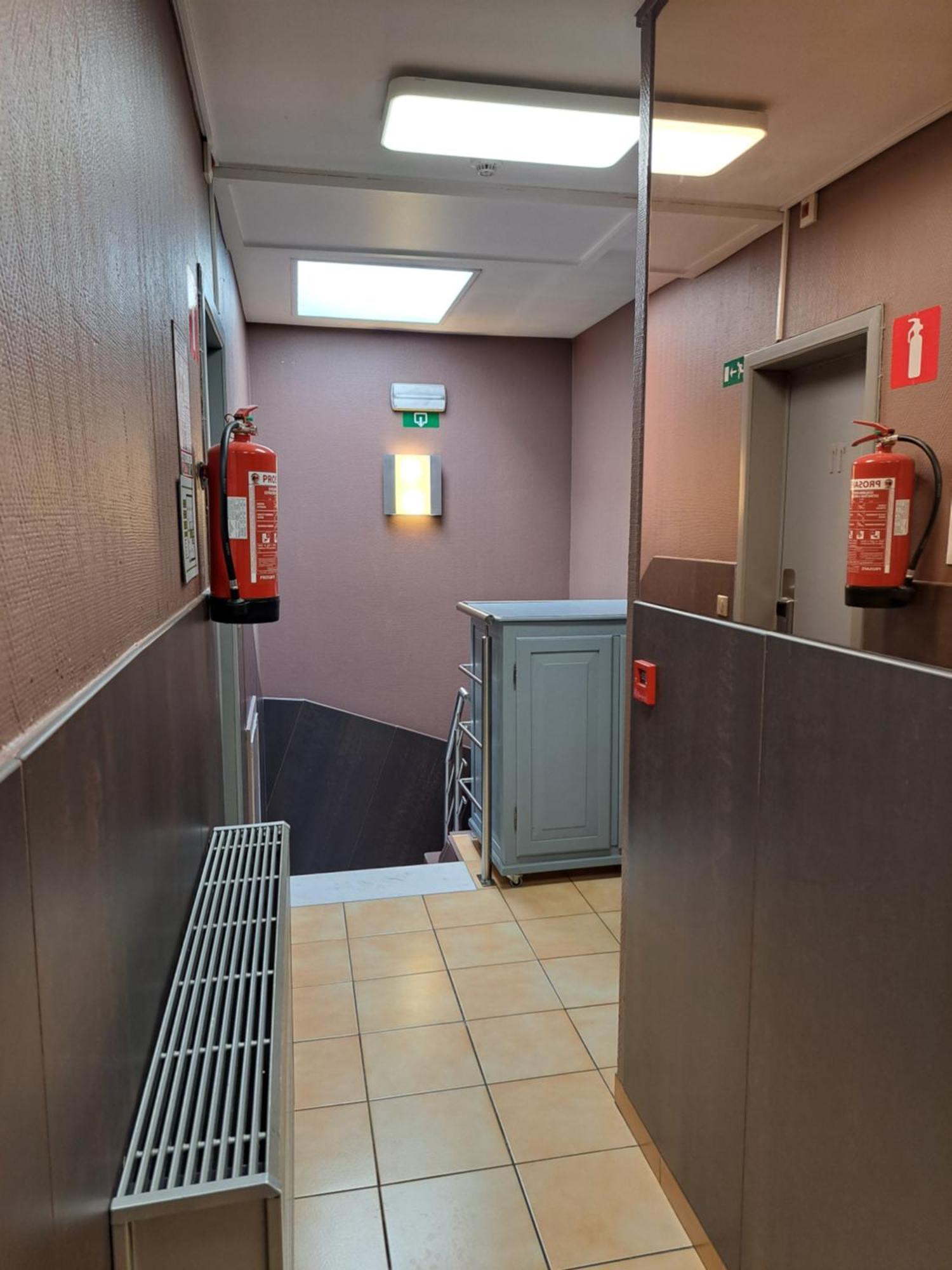 Le New Matinal Hotel La Louviere Exterior photo