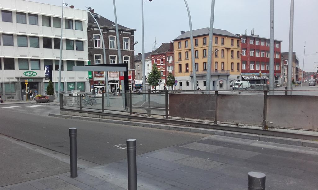 Le New Matinal Hotel La Louviere Exterior photo